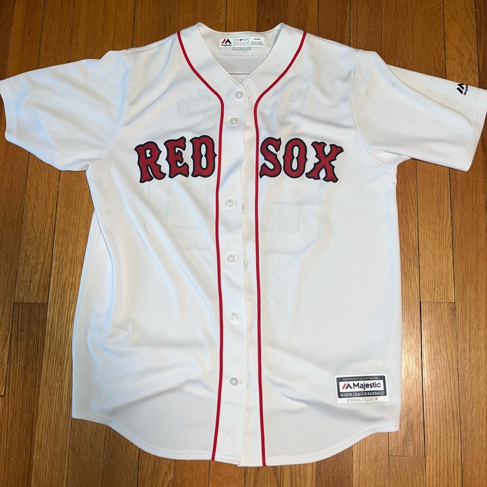 Red Sox Mookie Betts Jersey Men’s Medium